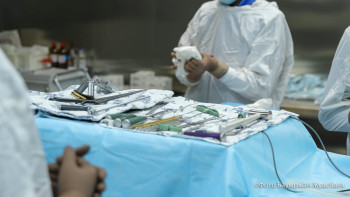 Фотография к новости: “9 ай азап”: Алматы перзентханасында дәрігерлер әйелдің ішінде дәке ұмытып кеткен