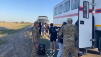 Фотография к новости: БҚО-да жолда қалған 26 жолаушы эвакуацияланды