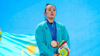 Фотография к новости: Ауыр атлетика: Аянат Жұмағали Азия чемпионатында қола жүлдегер атанды