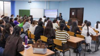 Фотография к новости: Маңғыстаулық 1000-нан астам бала тегін білім алып жатыр