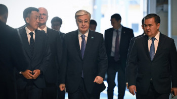 Фотография к новости: Тоқаев елордадағы үшінші ЖЭО-ның қызметімен танысты