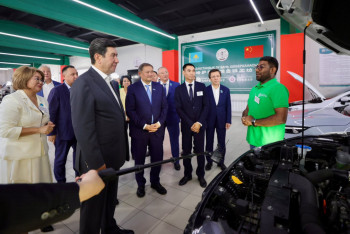 Фотография к новости: Өскемендегі "Лу Бань" шеберханасы қандай мамандарды даярлайды?