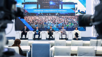 Фотография к новости: Джей Ло мен Backstreet Boys-тың кеші Қазақстанға қанша пайда әкеледі?