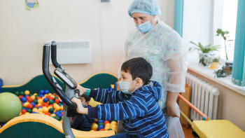 Фотография к новости: Арнаулы әлеуметтік қызметтерді үй жағдайында кім ала алады?