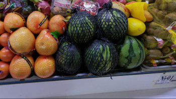 Фотография к новости: Қарбыз жеп, артық салмақтан арылуға бола ма?