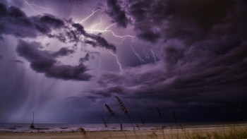 Фотография к новости: 17 шілдеде ел бойынша дауылды ескерту жарияланды