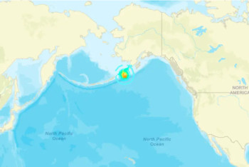 Фотография к новости: Аляска жағалауында жер сілкініп, цунами қаупі жарияланды
