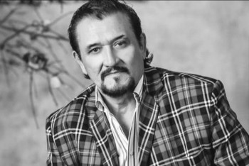 Фотография к новости: Актер, педагог, аңыз тұлға: Қайрат Кемалов өмірден өтті