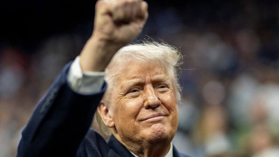 Дональд Трамп 70-тен асқан адамдарда жиі кездесетін ауруға шалдықты