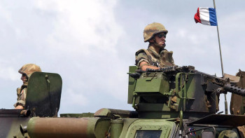 Фотография к новости: Франция Сенегалдан өз әскерін толығымен шығарды