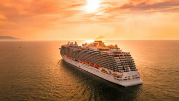 Фотография к новости: Туристерден шаршаған Барселона круиздік бағыттарды қысқартады