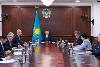 Фотография к новости: Қазақстандықтарды шетелде жұмысқа орналастыратын агенттіктер қызметі реттелмек