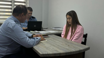 Фотография к новости: Қытайда пранк түсірген танымал қазақстандық блогермен полиция сөйлесті