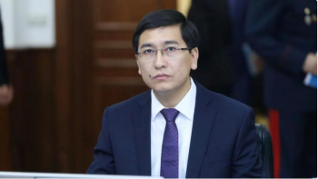 Фотография к новости: Дәрігерге шабуыл жасаған адамға қатысты бөлек бап, қатаң жаза болуы керек – Аймағамбетов