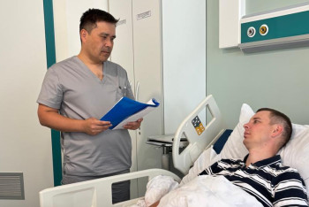 Фотография к новости: Президент медицина қызметкерлеріне шабуыл жасағандарға заңды қатаңдатуды тапсырды