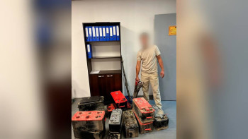 Фотография к новости: Елордада бір түнде 12 жүк көлігінің аккумуляторын ұрлап кеткен күдіктіні қолға түсті