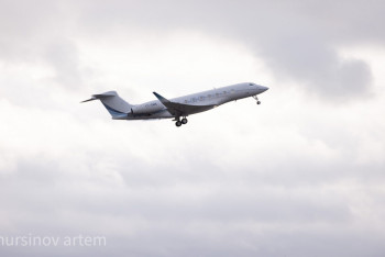 Фотография к новости: Ресейде жолаушылары бар ұшақ құлады: Қалдықтары жанып жатыр