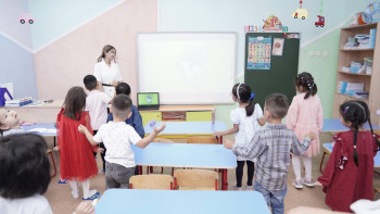 Фотография к новости: "Балақайлар мектебі" бағдарламасы: 90 мыңға жуық бала мектепалды даярлықтан өтеді