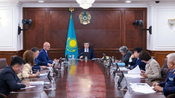 Фотография к новости: Есірткімен күрес жаңа сатыға өтті: Бектенов комиссия отырысында не тапсырды?