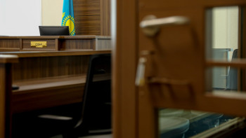 Фотография к новости: Ақмолада мас болып төбелескен әкім қызметінен қуылды