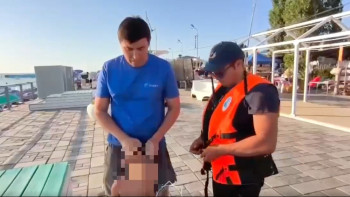 Фотография к новости: Алакөл жағасында ата-анасынан адасып қалған бала табылды