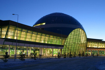 Фотография к новости: Астана әуежайында техникалық ақау: Нөсер суы залға тараған