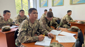 Фотография к новости: Жаңа тәсілмен қызмет ететін болады: Қазақстанда "ақылды" мерзімді қызмет іске қосылады