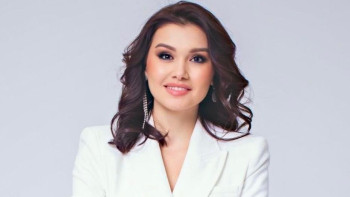 Фотография к новости: Мемлекет басшысы опера әншісі Әйгерім Алтынбекті құттықтады