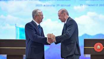 Фотография к новости: Қасым-Жомарт Тоқаев Түркияның ең жоғары марапатына ие болды