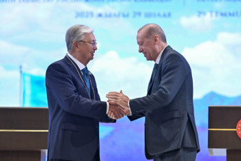 Фотография к новости: Қасым-Жомарт Тоқаев Түркияның ең жоғары марапатына ие болды