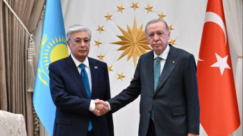 Фотография к новости: Тоқаев пен Ердоған стратегиялық серіктестікті дамыту жайын талқылады