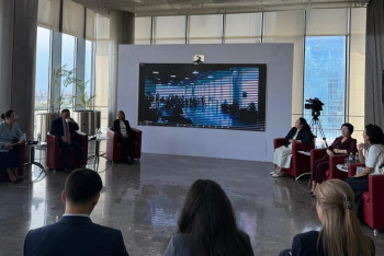 Астанада ЛГБТ-ның жасөспірімдерге әсері талқыланды