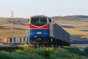 Фотография к новости: Қарызға белшесінен батқан ҚТЖ-ның жағдайы не болмақ? — министрлік жауабы