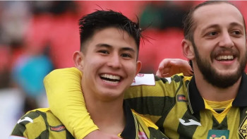 Фотография к новости: Португалия Чемпиондар лигасындағы Сәтбаевтың ойынын жоғары бағалады