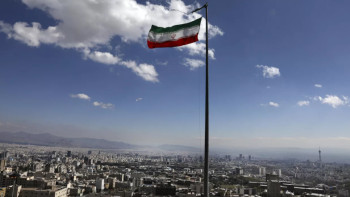 Фотография к новости: Иран: Ядролық келіссөздер басталмас бұрын АҚШ өтемақы төлеуі керек