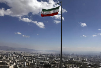 Фотография к новости: Иран: Ядролық келіссөздер басталмас бұрын АҚШ өтемақы төлеуі керек