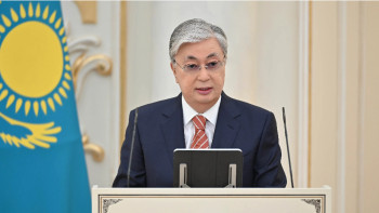 Фотография к новости: Президент Көктөбеде алматылықтармен кездесті