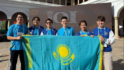Қазақстандық оқушылар информатикадан олимпиадада төрт медаль ұтты
