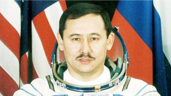 Фотография к новости: Ғарышкер Талғат Мұсабаев өмірден өтті