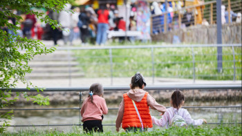 Фотография к новости: 125 мың теңгеге дейін: Қазақстанда аналарға қандай көмек бар?