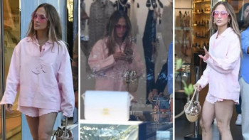 Фотография к новости: Дженнифер Лопеске күзетші дүкенге кіруге рұқсат бермеген