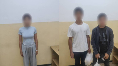 Танысу сайтындағы кездесу тонауға ұласты: үш күдікті құрықталды