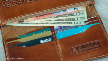 Фотография к новости: Теңге тағы теңселді: Ұлттық банктің келесі қадамы қандай?