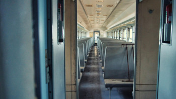 Фотография к новости: Теміржол өткелінде ер адамды пойыз қағып кетті