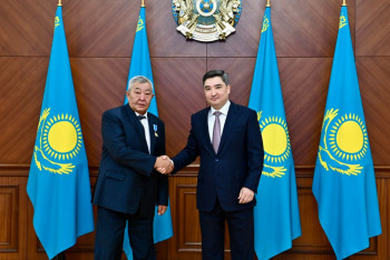 Фотография к новости: Құрылыс мамандары мен ардагерлеріне мемлекеттік наградалар табыс етілді