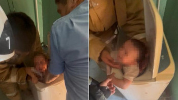 Фотография к новости: Атырауда 2 жасар бала ойнап жүріп кіржуғыш машинаға қысылып қалды