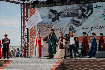 Фотография к новости: Абайдың мерейтойы жыл соңына дейін тойланады – министрлік