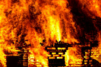 Фотография к новости: Ливандағы қару-жарақ қоймасында жарылыс болып, алты сарбаз қаза тапты