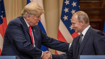 Фотография к новости: Трамп Путинмен тарихи кездесу күнін жариялады