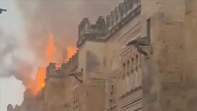 Әлемдегі әйгілі мешіт өртеніп кетті